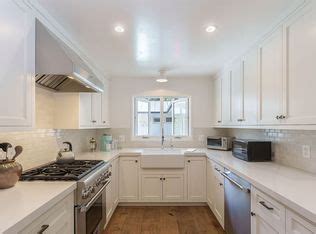 25990 Junipero St, Carmel, CA 93923 .